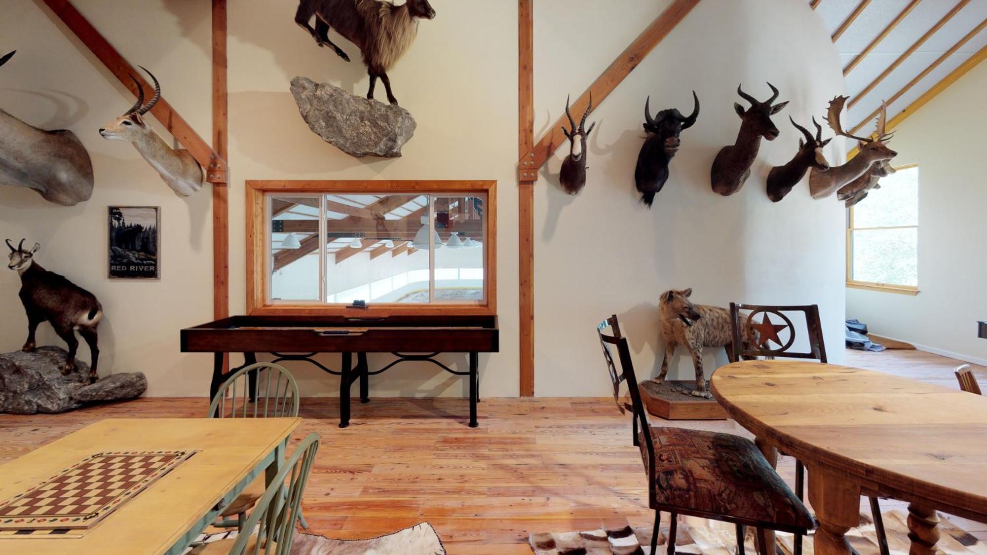 River Lyric Lodge - Formerly Double Dog Red River Bagian luar foto