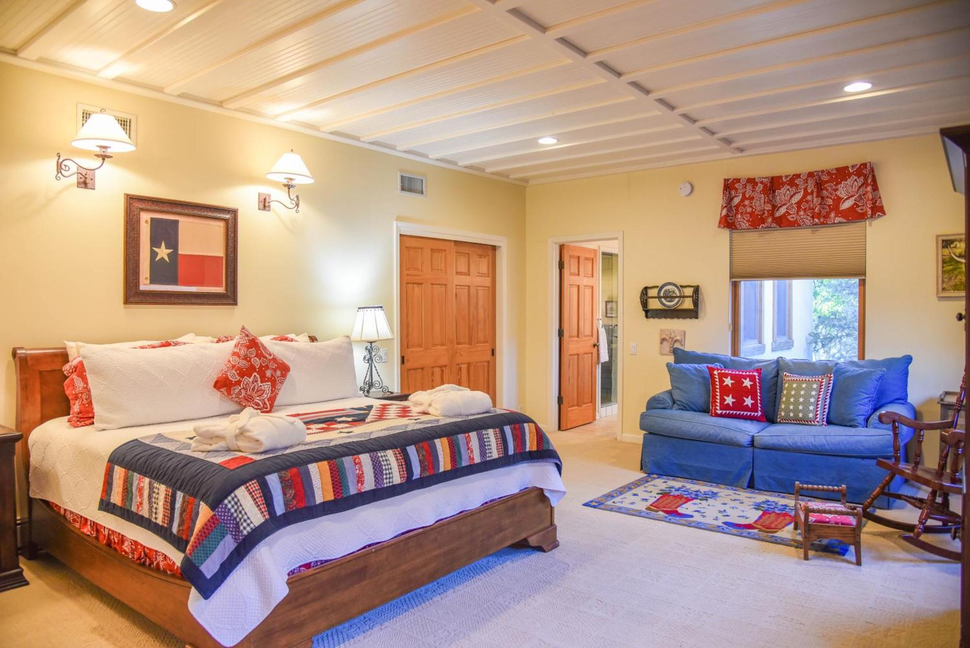 River Lyric Lodge - Formerly Double Dog Red River Bagian luar foto